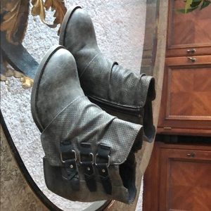 Jelly pop ankle boots